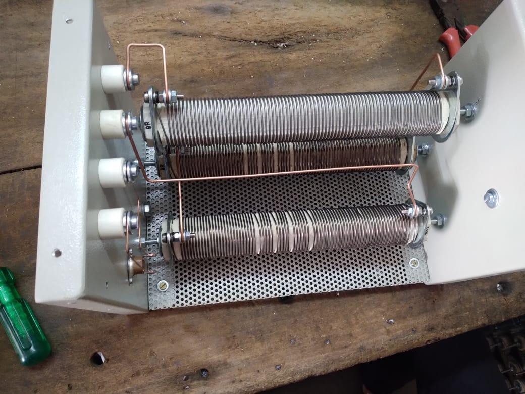 Custom wire wound resistor assembly